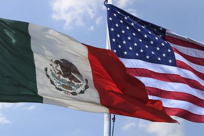 Flags of Mexico and USA