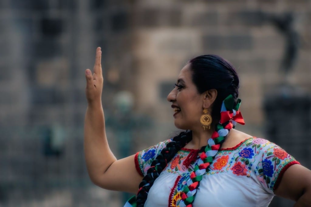 Hair Braids in Latino Culture: History or Appropriation? – Luz Media