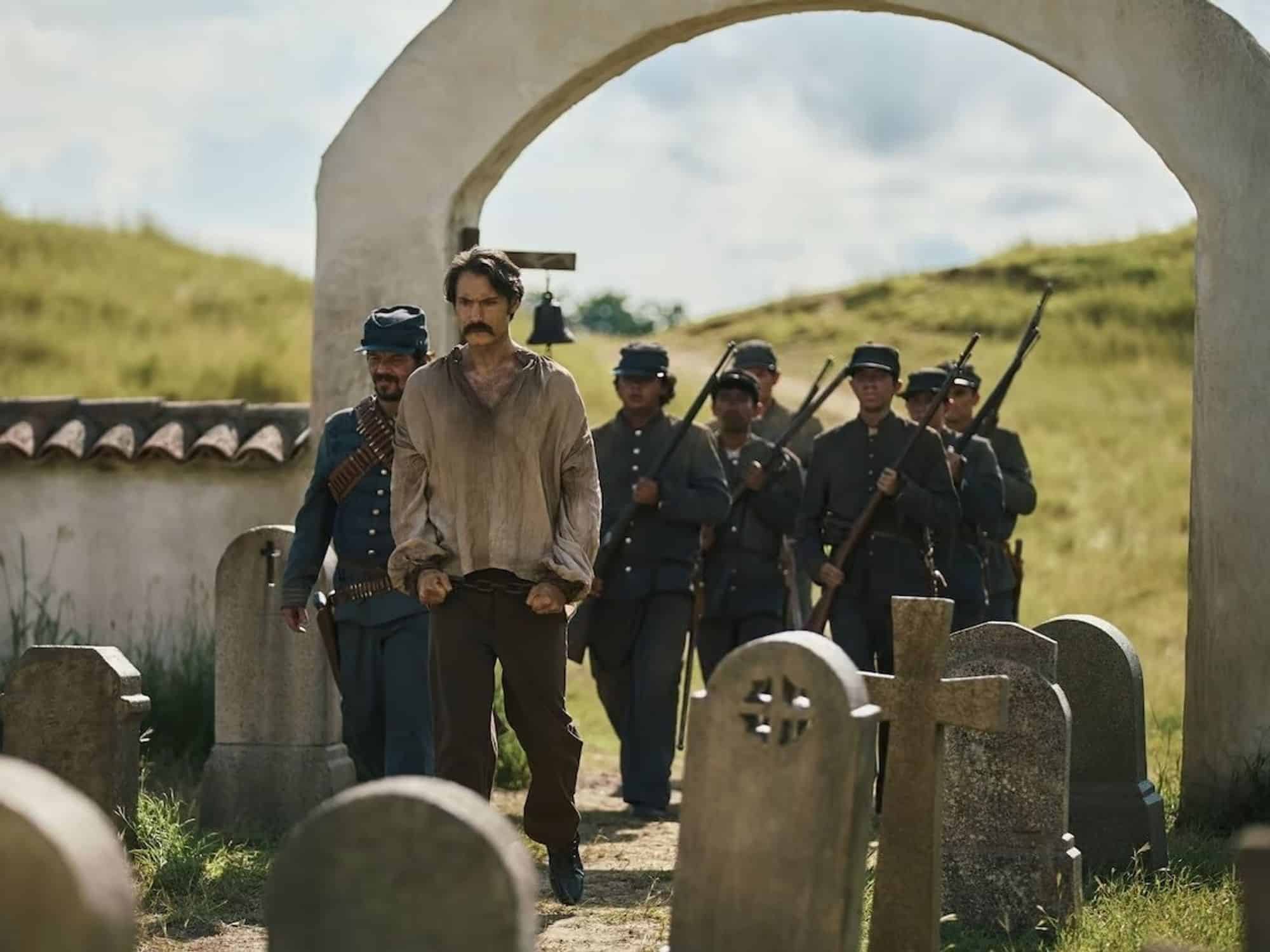 Claudio Catau00f1o as Aureliano (Adulto) in Cien Au00f1os de Soledad S1 